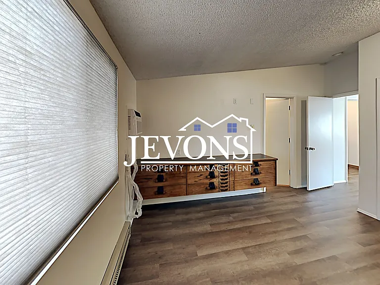 807 W Chestnut Ave #21 — Photo 14