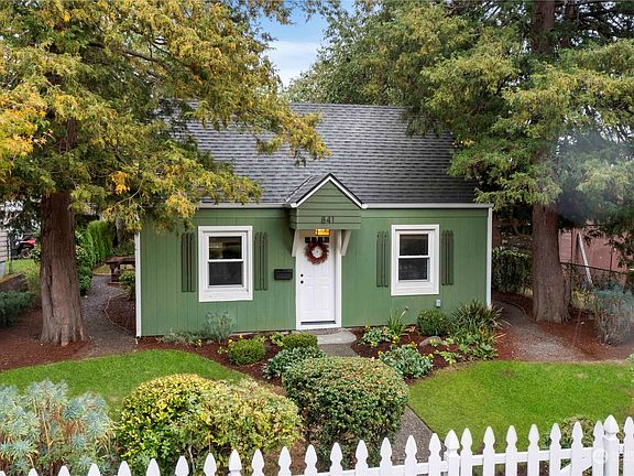 3rd image of 841 S Trafton Street