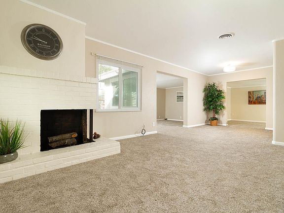 5th image of 411 E 18th St