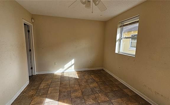 3rd image of 1381 Annette St #A
