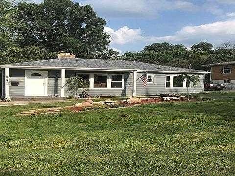 1st image of 214 E Crest Dr