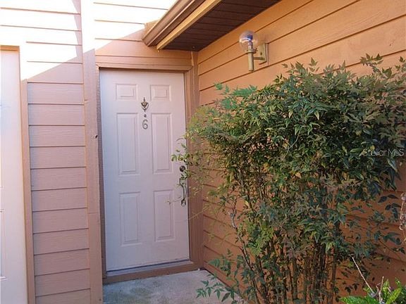2nd image of 707 Carpenters Way APT 6