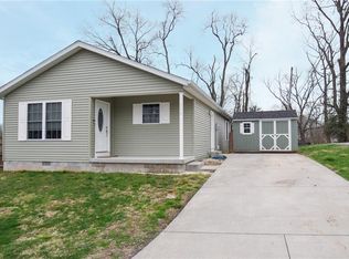 712 24th St, Bedford, IN 47421