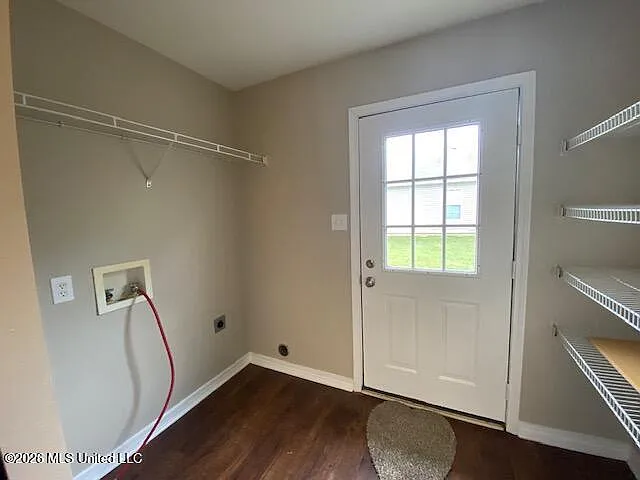 17310 Avondale Cir — Photo 5