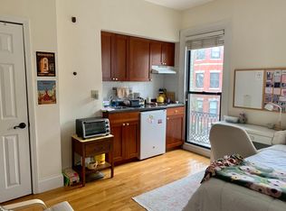 5 Keswick St #33, Boston, MA 02215