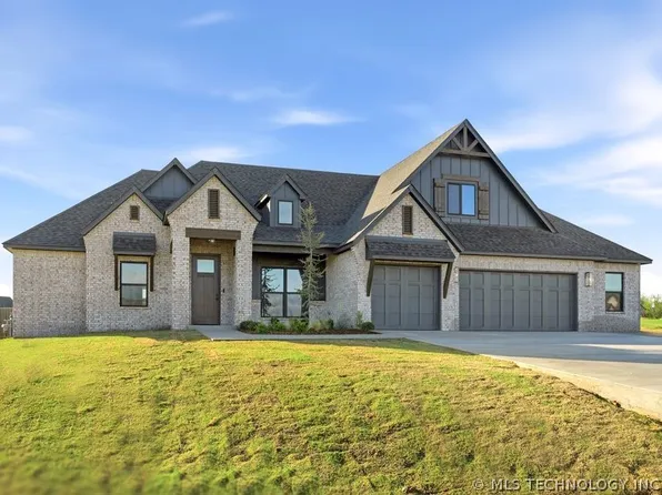 2116 E 45th Cir, Sand Springs, OK 74063