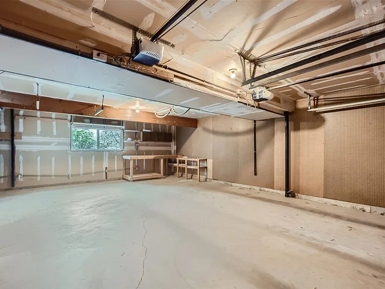 17308 NE 13th Pl — Photo 23