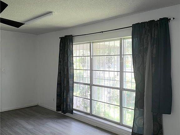 4th image of 813 Orange St