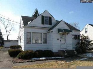 20752 Donnybrook Rd, Maple Heights, OH 44137