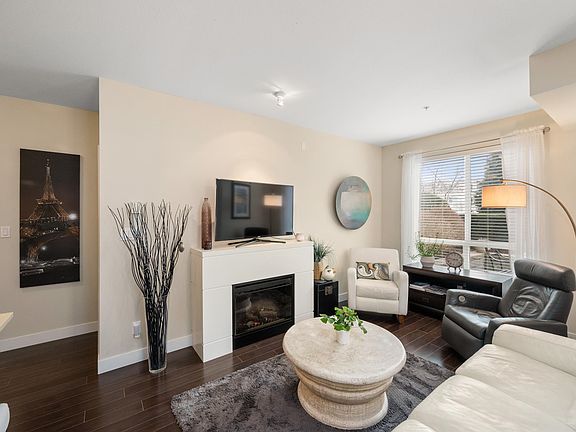 4th image of 15850 26th Ave #207