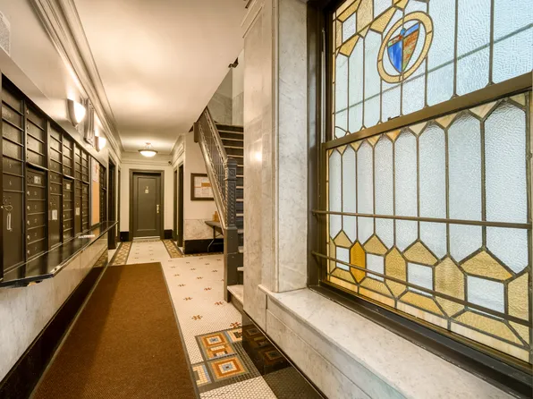 530 Manhattan Avenue image 13 of 13