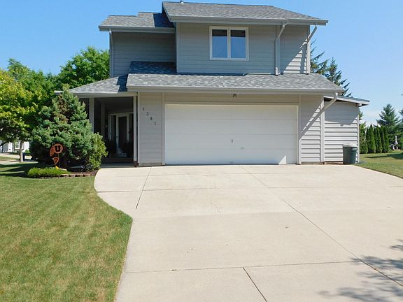 2nd image of 1381 E Sommers Dr