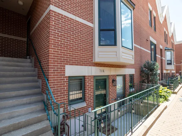 711 S Ashland Ave APT K, Chicago, IL 60607