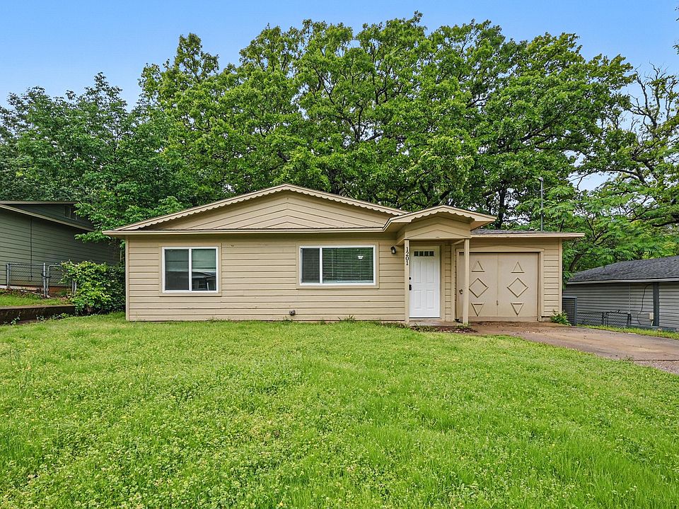 1st image of 1201 Park Dr