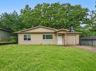 1201 Park Dr, Denison, TX 75020