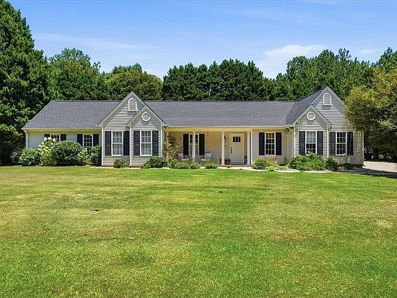 2nd image of 201 Haynie Dr