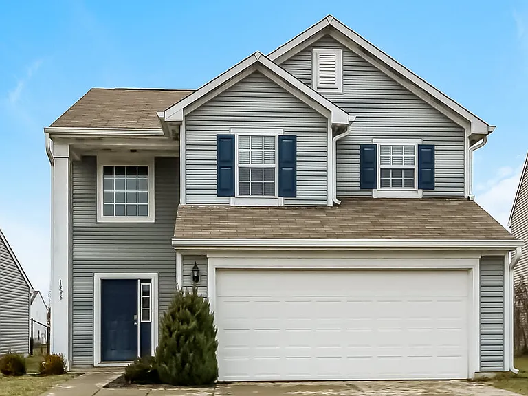 1396 Pencross Ln — Photo 1