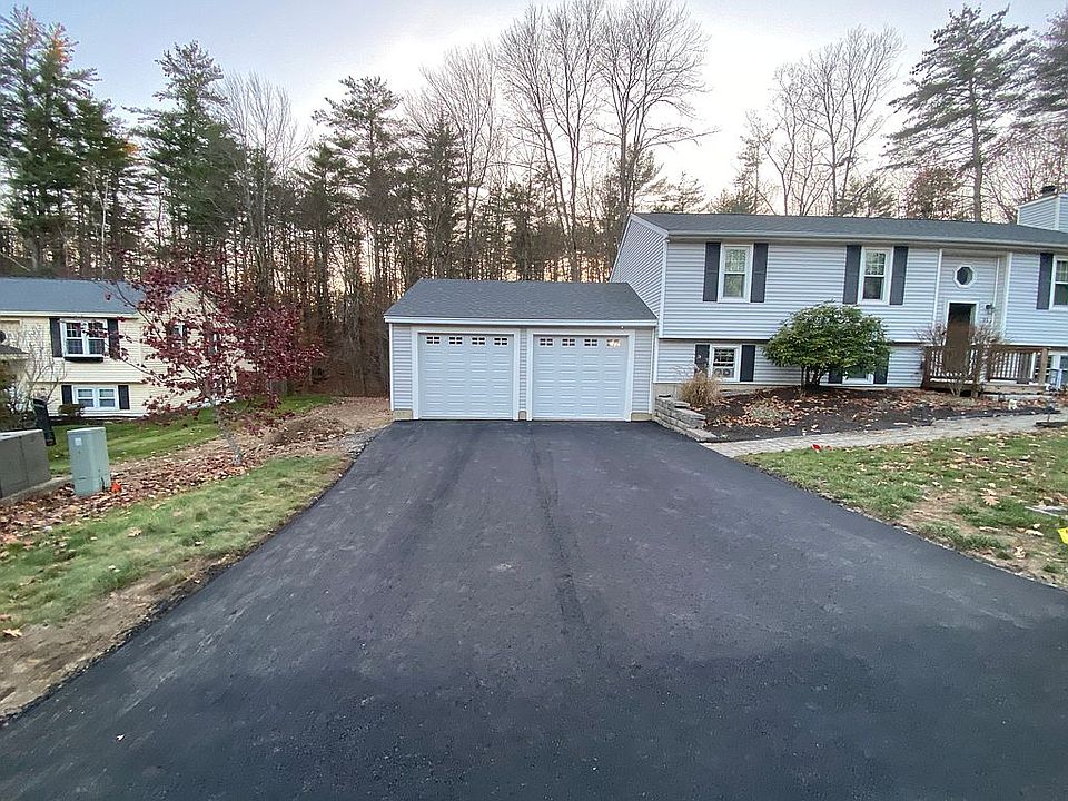 2nd image of 31 Woodlands Dr