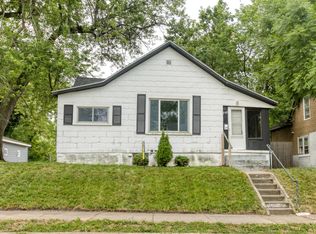 540 Lydia St NE, Grand Rapids, MI 49503