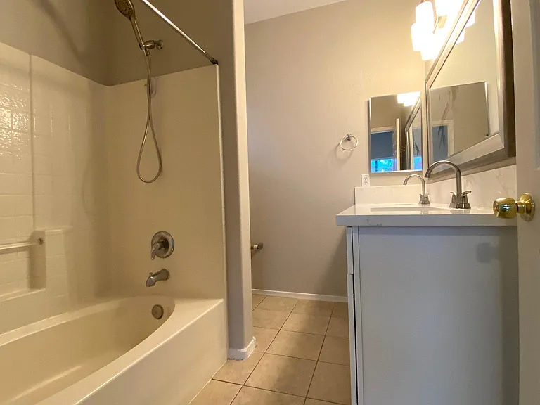 62 S Valencia Pl — Photo 15