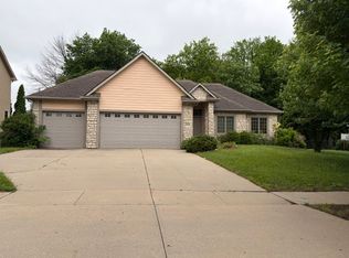 2412 SW Woodbury Ln, Ankeny, IA 50023
