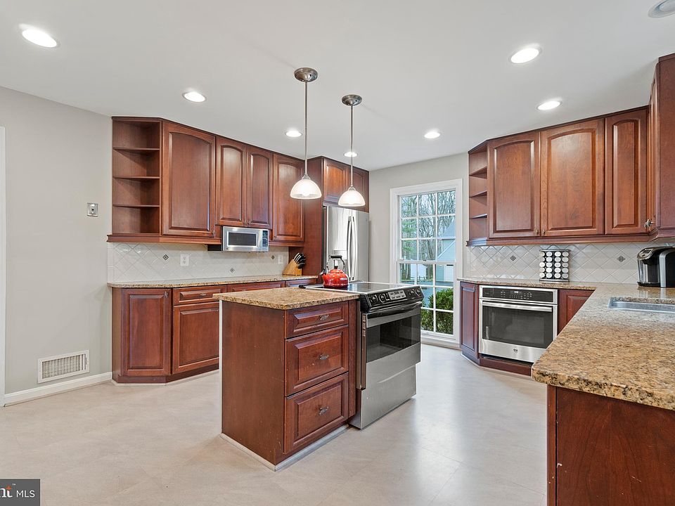 2019 Soapstone Dr, Reston, VA 20191 Zillow
