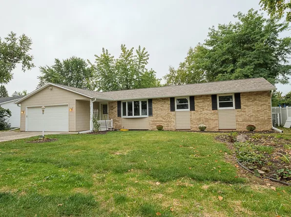 1577 Carole Ln, Green Bay, WI 54313