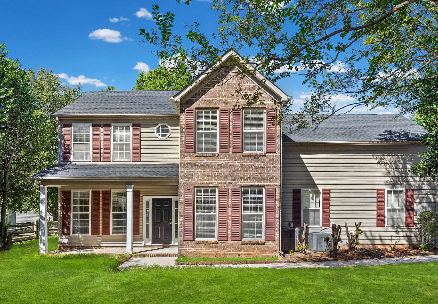 4 bed, 2.5 bath, 2170 sqft, $2,795 — Photo 1