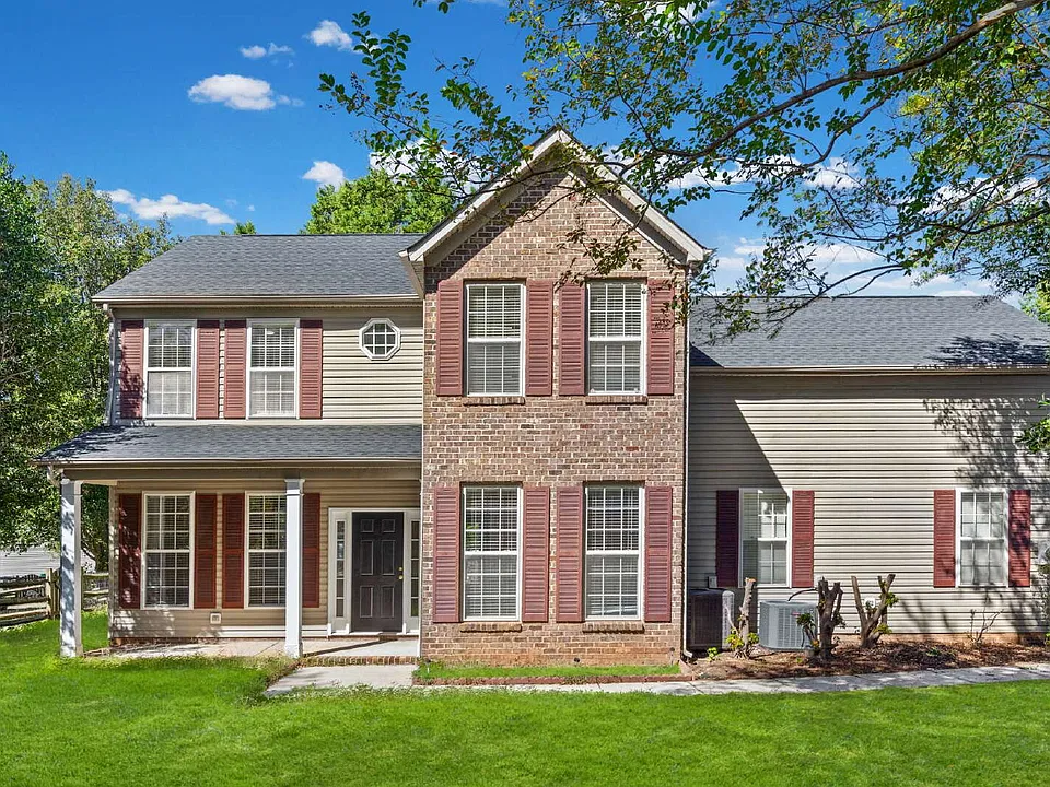 3236 Glen Summit Dr
