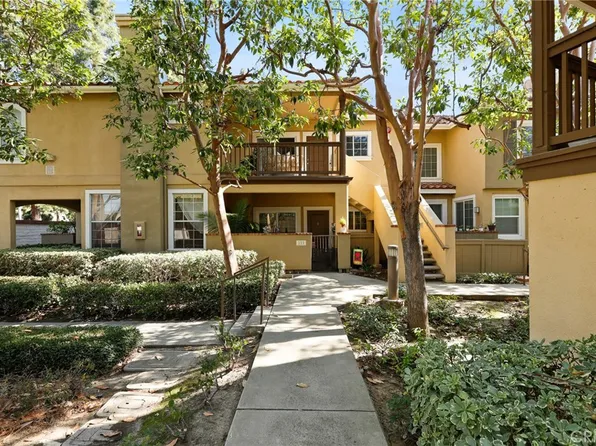 112 Gallery Way, Tustin, CA 92782