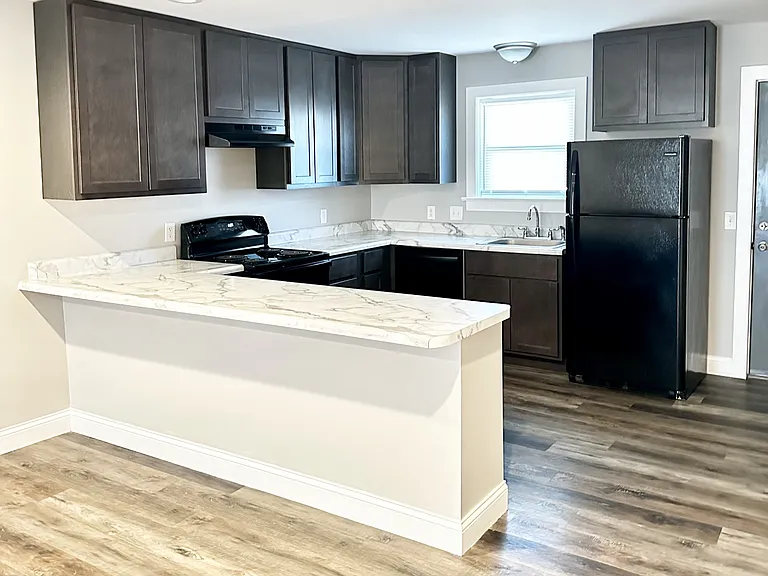1111 Columbus Cir #B — Photo 3