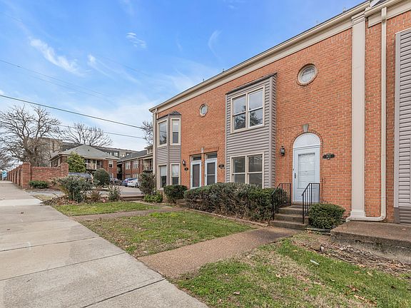 2nd image of 1821 Wedgewood Ave