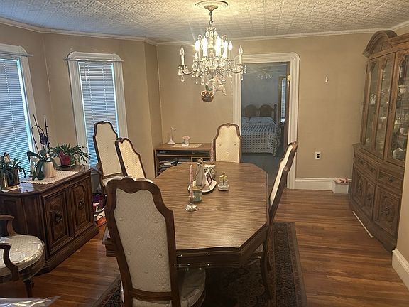 5th image of 33 Nichols St