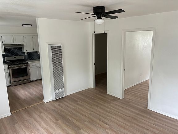 3rd image of 223 E 16th St
