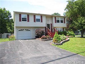 1st image of 202 Ferndale Ln