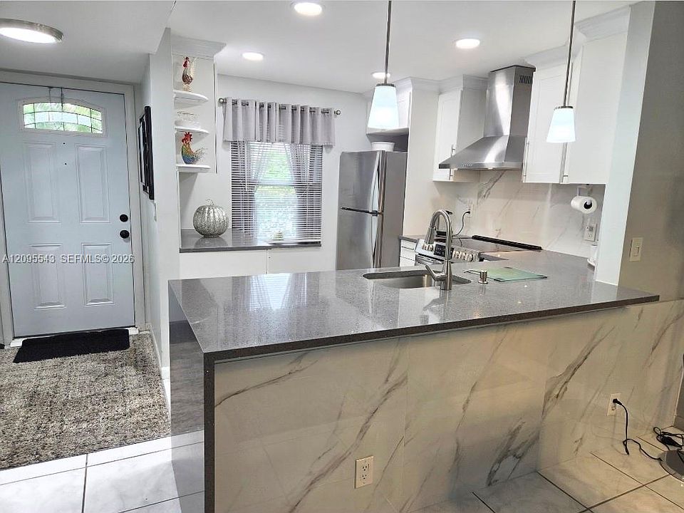 1st image of 7205 NW 4th Pl APT 106