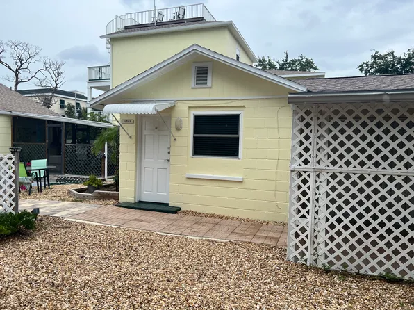 1121 1/2 Broadway Way, Dunedin, FL 34698