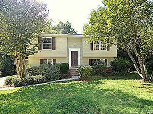 8604 Glen Shadow Ln, Charlotte, NC 28212