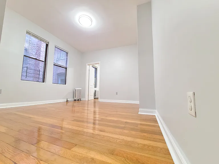 6308 Broadway #5E — Photo 6