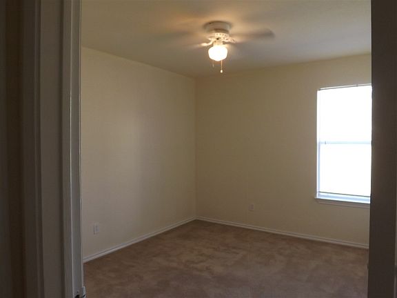 4th image of 707B Claremont Pkwy