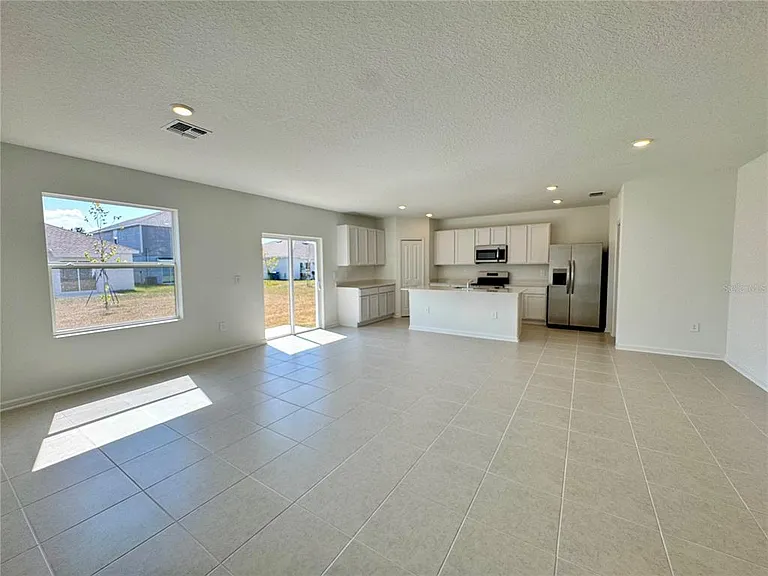 405 Kayden Cv — Photo 6