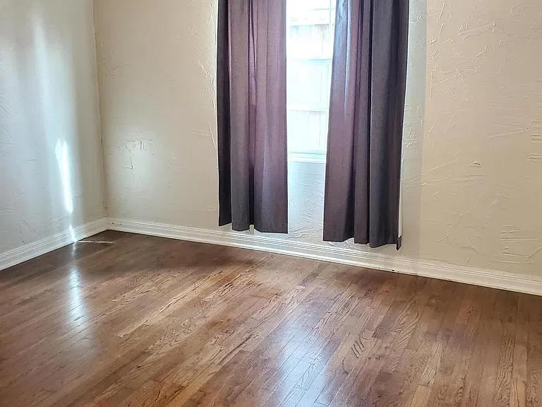 1514 Zora St — Photo 20
