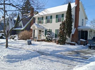 160 Chippewa Rd, Pontiac, MI 48341