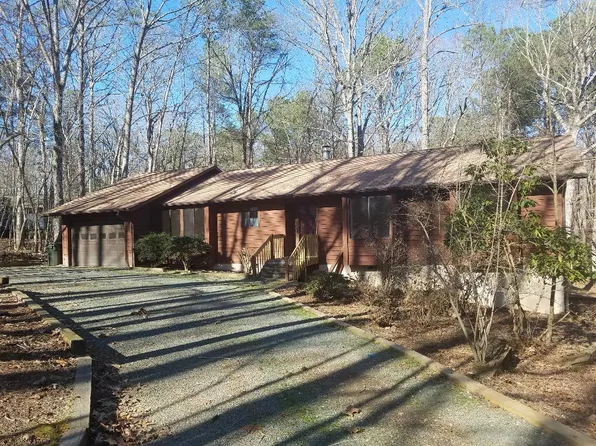 107 Calumet Ct, Carrboro, NC 27510