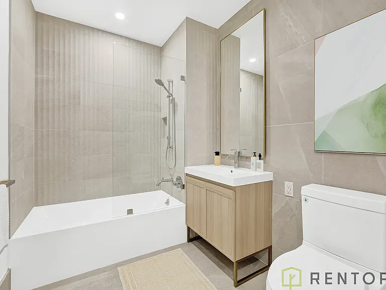 597 Grand St #317 — Photo 6