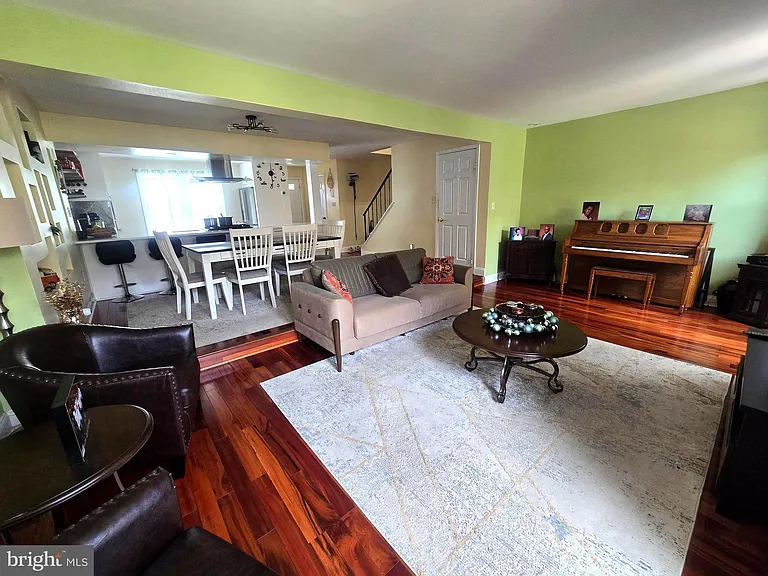 4453 Edan Mae Ct — Photo 3