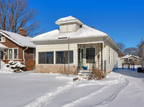 2632 E Walnut St, Des Moines, IA 50317