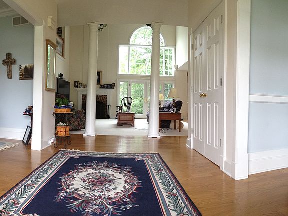 Inviting Entry Way