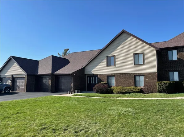 5 Greenbriar Dr Unit 3, Mattoon, IL 61938