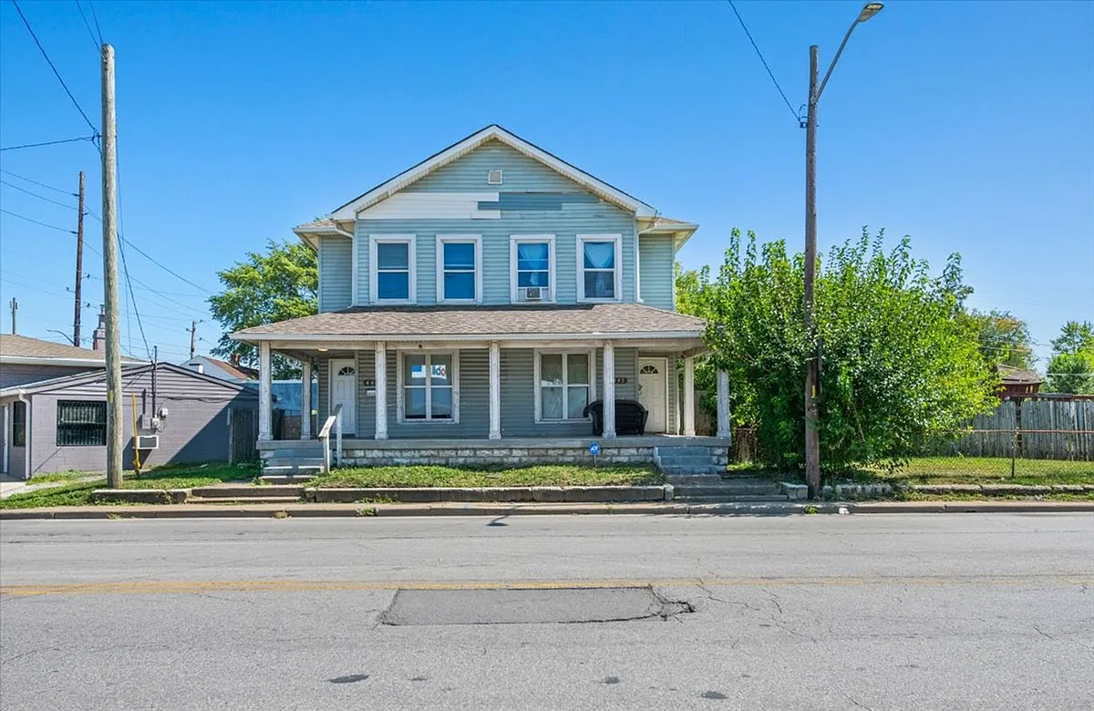 Building Photo - 447 N Sherman Dr